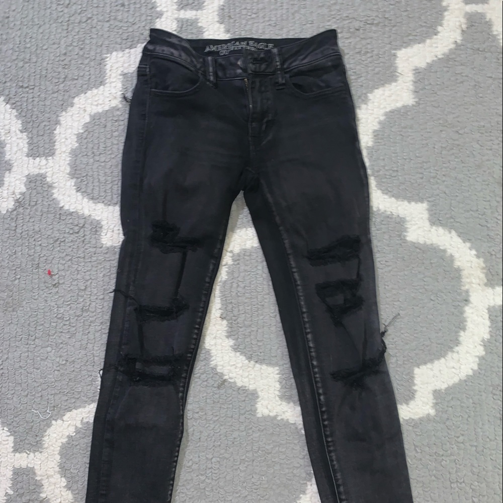 Black distressed jeans